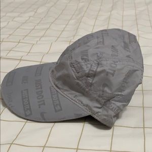 nike tailwind ghost flash cap